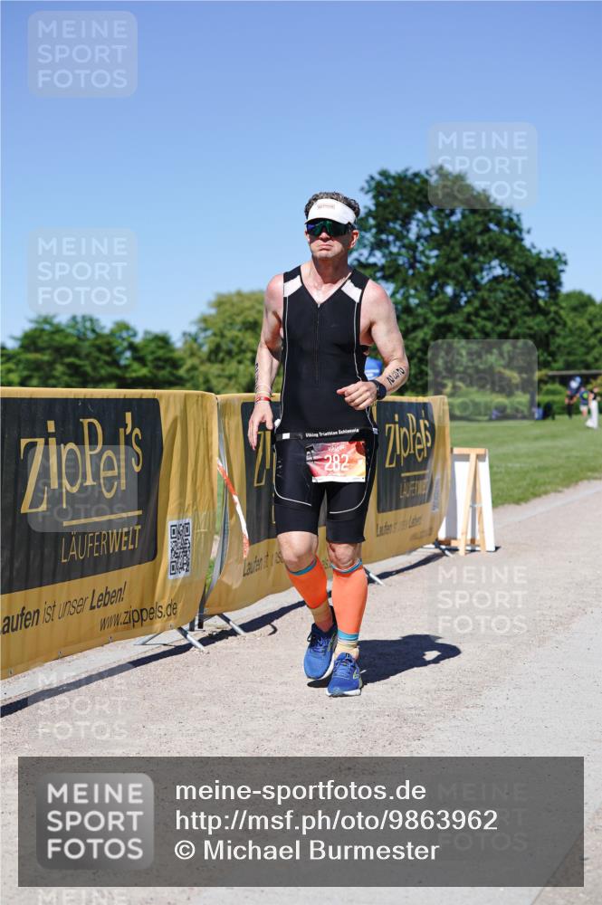 21.06.2026 - Viking Triathlon Michael Burmester http://msf.ph/oto/9863962 21.06.2026 16:29:47 Laufen 282 meine-sportfotos.de