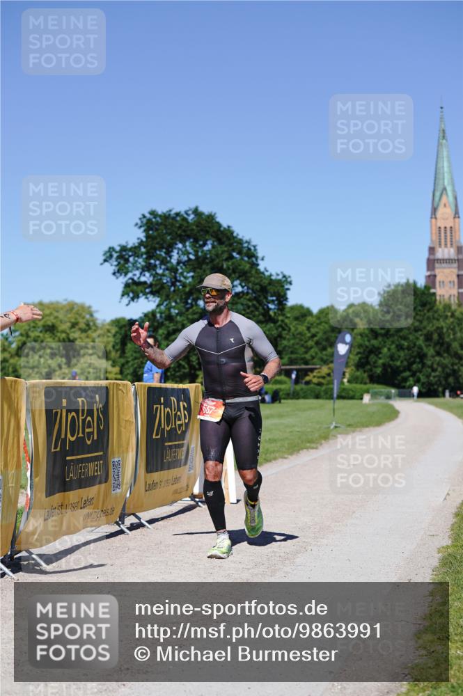 21.06.2026 - Viking Triathlon Michael Burmester http://msf.ph/oto/9863991 21.06.2026 16:30:37 Laufen 557 meine-sportfotos.de
