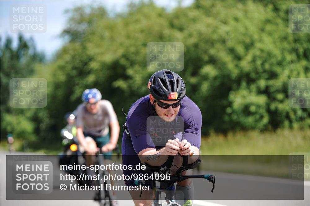21.06.2026 - Viking Triathlon Michael Burmester http://msf.ph/oto/9864096 21.06.2026 11:45:57 Radfahren 39, 60, 111, 186, 186, 212, 227, 227, 245, 495, 532, 532, 541, 562, 615, 664 meine-sportfotos.de