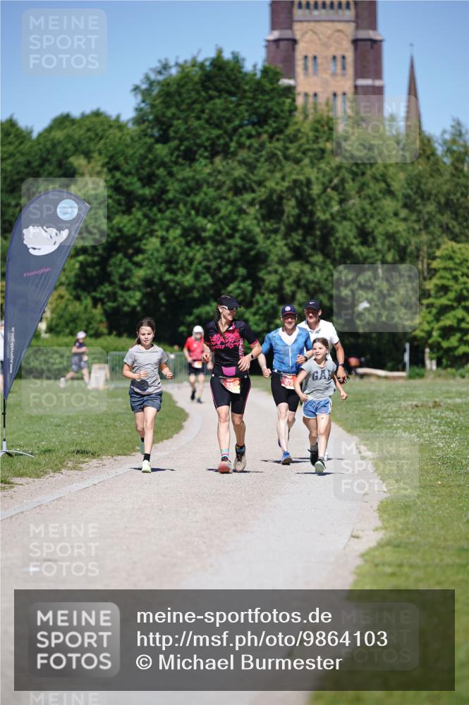 21.06.2026 - Viking Triathlon Michael Burmester http://msf.ph/oto/9864103 21.06.2026 16:34:40 Laufen 379 meine-sportfotos.de