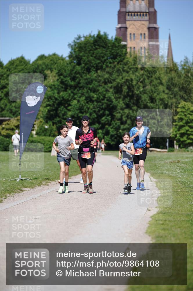 21.06.2026 - Viking Triathlon Michael Burmester http://msf.ph/oto/9864108 21.06.2026 16:34:43 Laufen 52, 379 meine-sportfotos.de