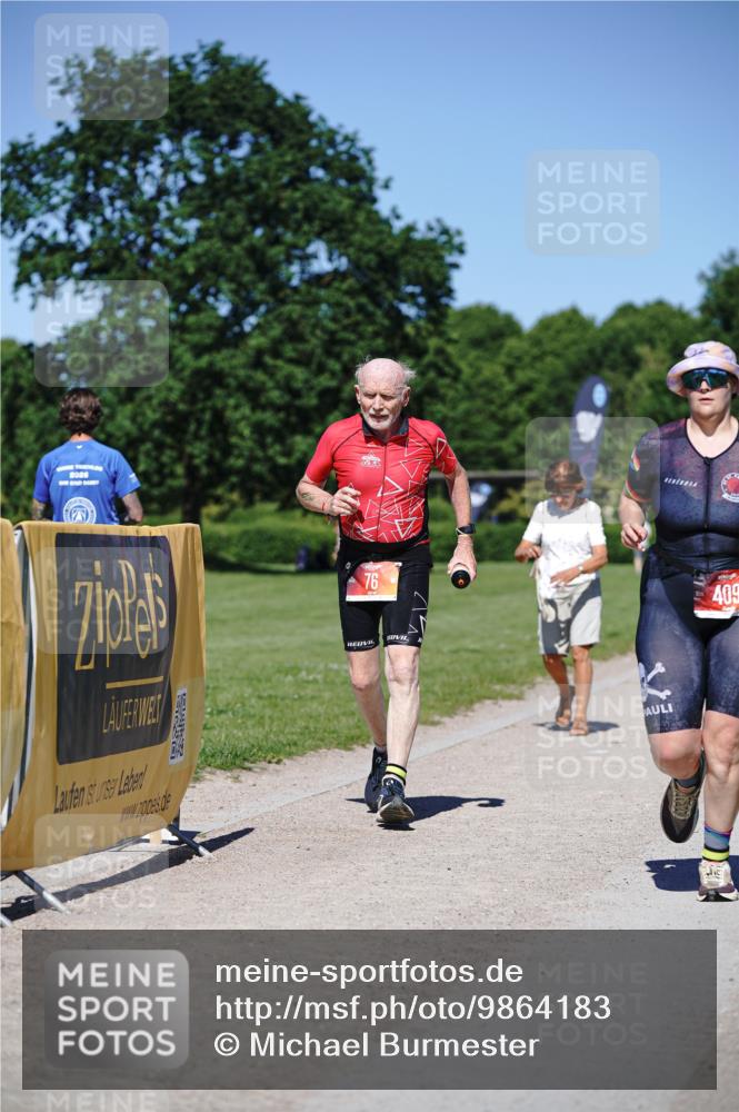 21.06.2026 - Viking Triathlon Michael Burmester http://msf.ph/oto/9864183 21.06.2026 16:35:13 Laufen 76, 409 meine-sportfotos.de