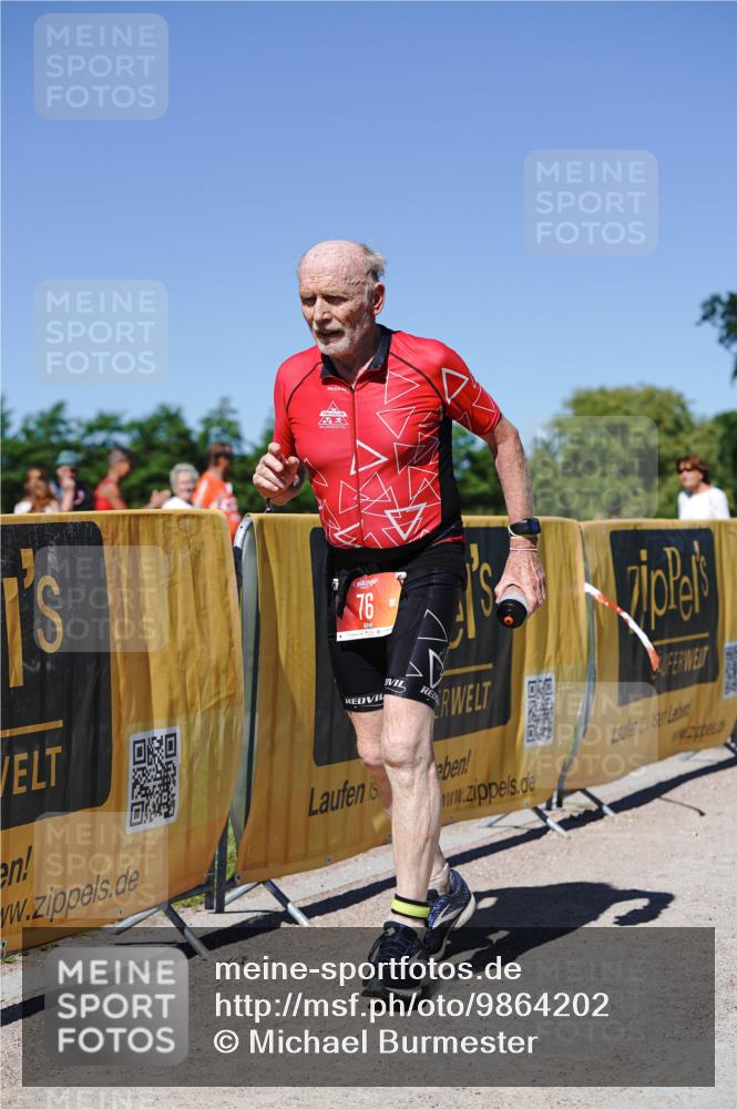 21.06.2026 - Viking Triathlon Michael Burmester http://msf.ph/oto/9864202 21.06.2026 16:35:17 Laufen 76, 409 meine-sportfotos.de