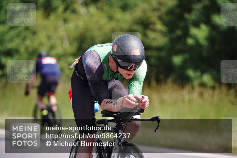 21.06.2026 - Viking Triathlon Michael Burmester http://msf.ph/oto/9864237 21.06.2026 11:46:55 Radfahren 119, 122, 169, 237, 241, 280, 301, 315, 355, 365, 426, 459, 462, 552, 565, 619, 655 meine-sportfotos.de