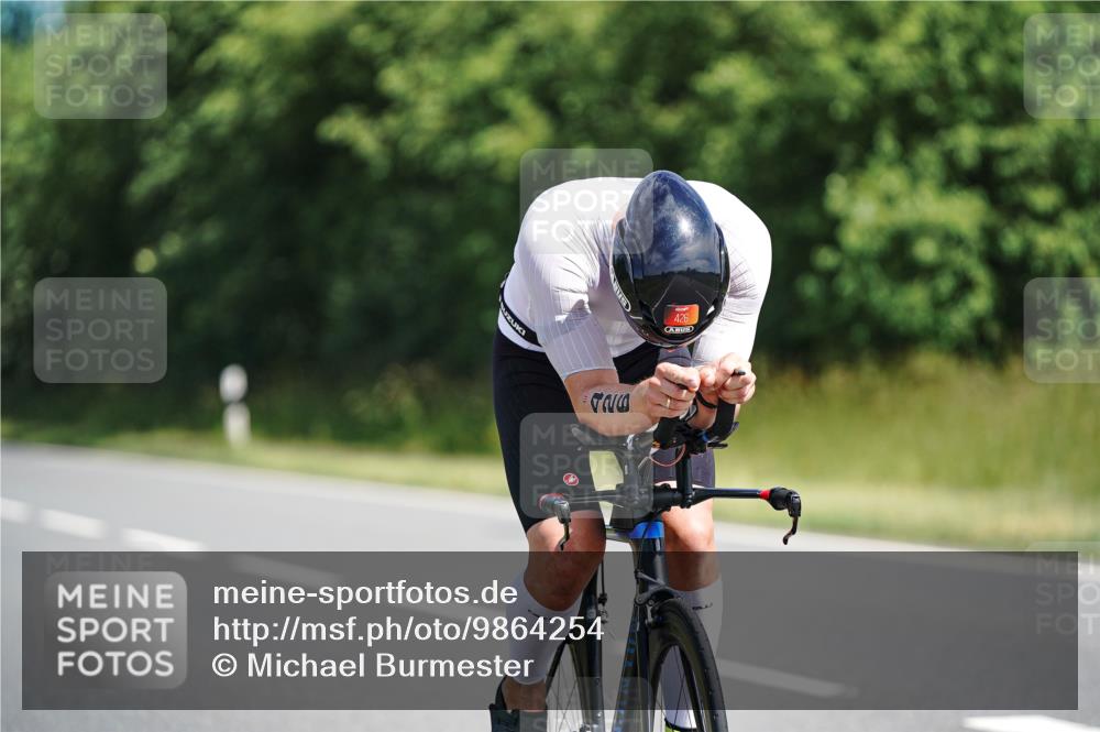 21.06.2026 - Viking Triathlon Michael Burmester http://msf.ph/oto/9864254 21.06.2026 11:46:57 Radfahren 119, 122, 169, 237, 241, 280, 301, 315, 355, 365, 426, 459, 462, 552, 565, 619, 655 meine-sportfotos.de