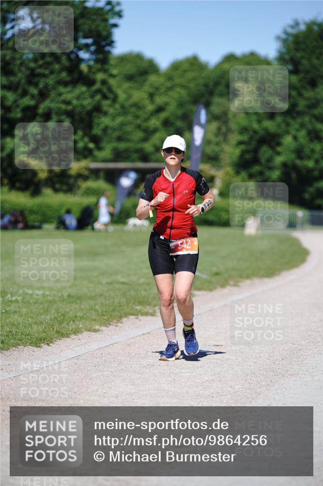 21.06.2026 - Viking Triathlon Michael Burmester http://msf.ph/oto/9864256 21.06.2026 16:39:22 Laufen 39, 542 meine-sportfotos.de
