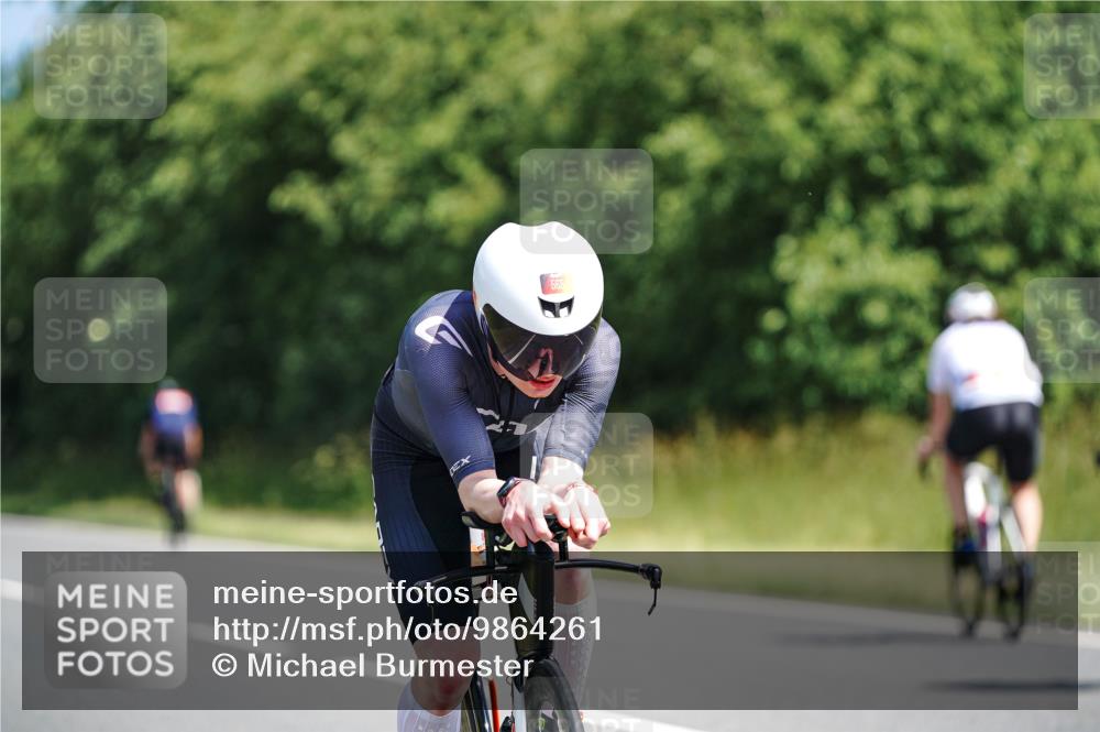 21.06.2026 - Viking Triathlon Michael Burmester http://msf.ph/oto/9864261 21.06.2026 11:46:59 Radfahren 119, 122, 237, 241, 280, 286, 301, 315, 355, 365, 426, 459, 462, 552, 565, 619, 655 meine-sportfotos.de
