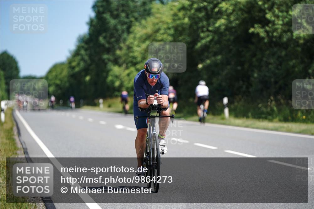 21.06.2026 - Viking Triathlon Michael Burmester http://msf.ph/oto/9864273 21.06.2026 11:47:05 Radfahren 122, 176, 241, 286, 301, 365, 459, 552, 565, 619, 653 meine-sportfotos.de