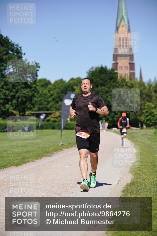 21.06.2026 - Viking Triathlon Michael Burmester http://msf.ph/oto/9864276 21.06.2026 16:39:31 Laufen 39, 70 meine-sportfotos.de
