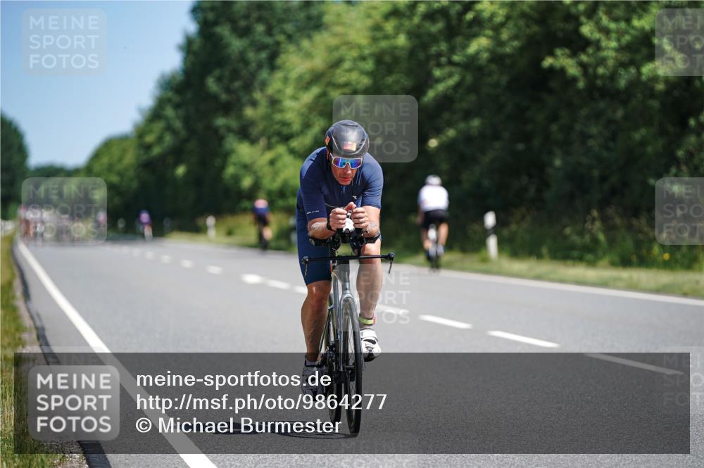 21.06.2026 - Viking Triathlon Michael Burmester http://msf.ph/oto/9864277 21.06.2026 11:47:05 Radfahren 122, 176, 241, 286, 301, 365, 459, 552, 565, 619, 653 meine-sportfotos.de