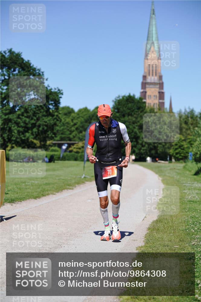 21.06.2026 - Viking Triathlon Michael Burmester http://msf.ph/oto/9864308 21.06.2026 16:39:40 Laufen 70 meine-sportfotos.de