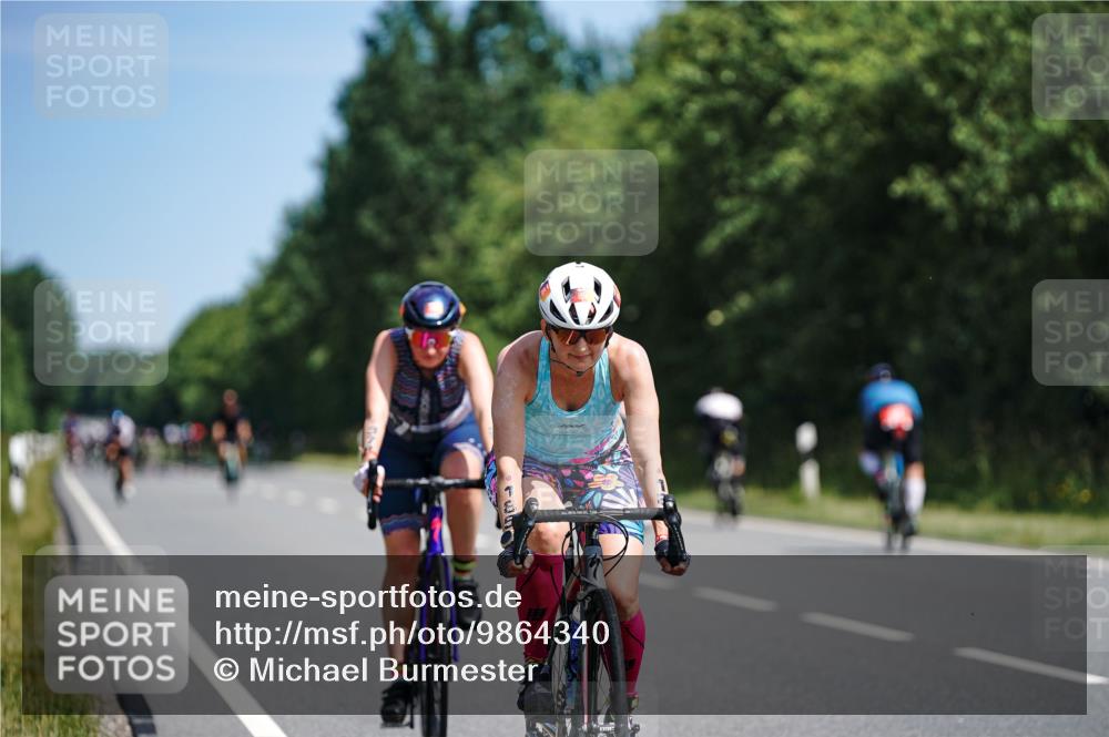 21.06.2026 - Viking Triathlon Michael Burmester http://msf.ph/oto/9864340 21.06.2026 11:47:51 Radfahren 24, 37, 115, 185, 189, 220, 356, 378, 416, 427, 464, 474, 483, 559, 578, 601 meine-sportfotos.de