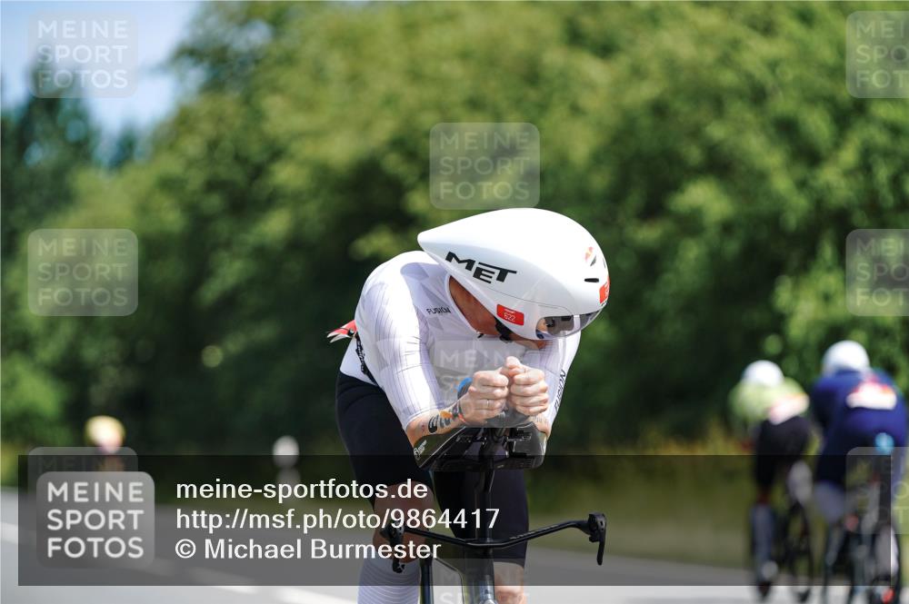 21.06.2026 - Viking Triathlon Michael Burmester http://msf.ph/oto/9864417 21.06.2026 11:48:27 Radfahren 34, 45, 97, 125, 125, 150, 150, 188, 197, 250, 303, 327, 340, 434, 485, 553, 553, 616, 616, 622, 622, 651, 652, 663, 665, 669 meine-sportfotos.de