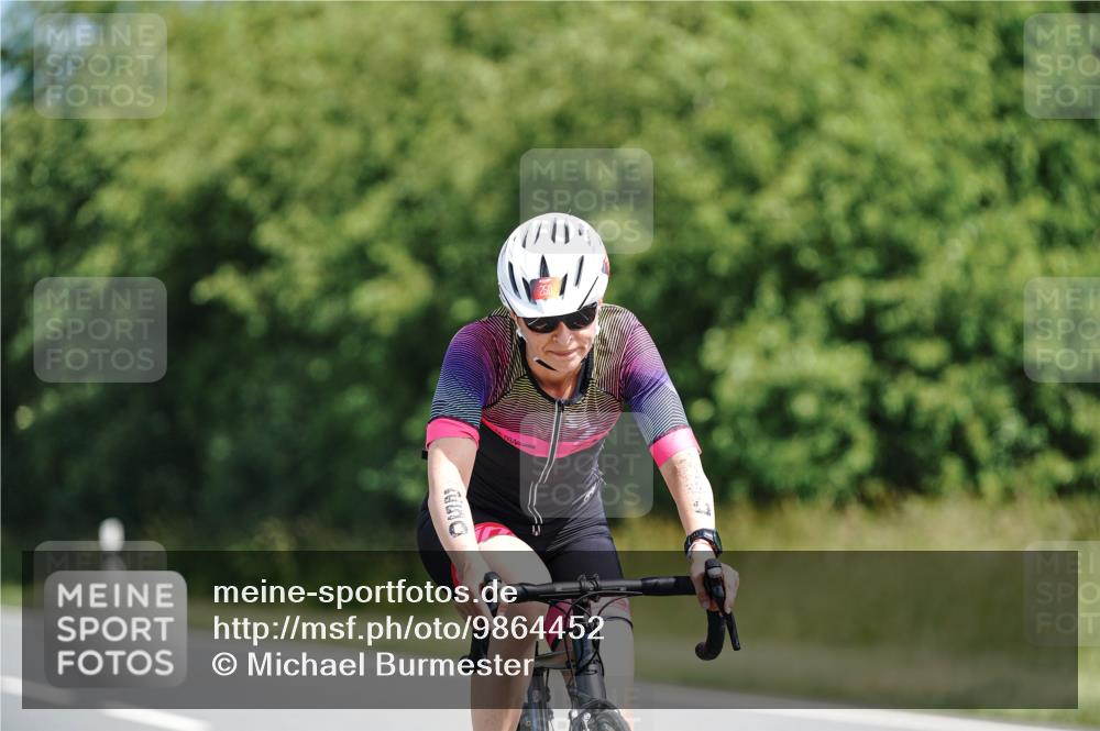 21.06.2026 - Viking Triathlon Michael Burmester http://msf.ph/oto/9864452 21.06.2026 11:48:36 Radfahren 34, 125, 125, 150, 150, 188, 250, 250, 283, 291, 303, 305, 327, 434, 485, 553, 553, 616, 616, 622, 622, 651, 652, 665, 669 meine-sportfotos.de