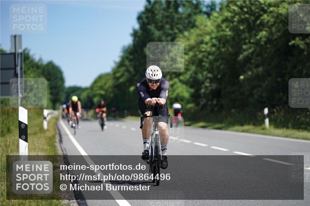21.06.2026 - Viking Triathlon Michael Burmester http://msf.ph/oto/9864496 21.06.2026 11:48:50 Radfahren 167, 250, 283, 291, 305, 307, 433, 473, 616 meine-sportfotos.de