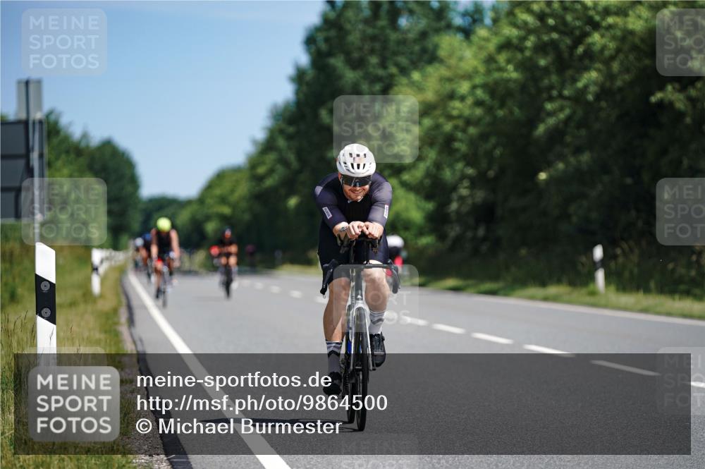 21.06.2026 - Viking Triathlon Michael Burmester http://msf.ph/oto/9864500 21.06.2026 11:48:50 Radfahren 167, 250, 283, 291, 305, 307, 433, 473, 616 meine-sportfotos.de