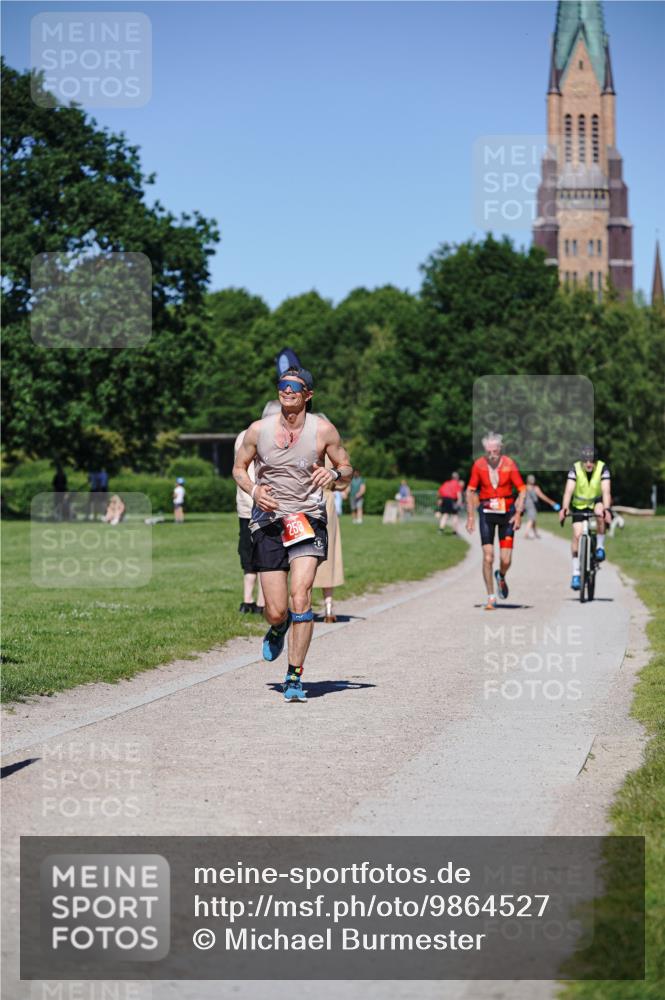 21.06.2026 - Viking Triathlon Michael Burmester http://msf.ph/oto/9864527 21.06.2026 16:44:44 Laufen 253, 431 meine-sportfotos.de