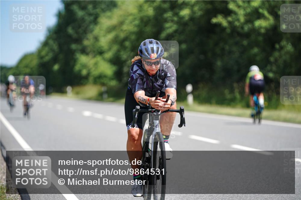 21.06.2026 - Viking Triathlon Michael Burmester http://msf.ph/oto/9864531 21.06.2026 11:49:02 Radfahren 167, 175, 203, 296, 298, 307, 368, 433, 473 meine-sportfotos.de