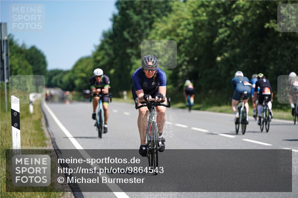 21.06.2026 - Viking Triathlon Michael Burmester http://msf.ph/oto/9864543 21.06.2026 11:49:07 Radfahren 167, 175, 203, 296, 298, 302, 307, 368, 433, 473 meine-sportfotos.de