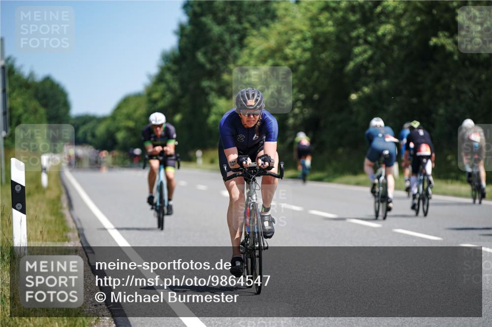 21.06.2026 - Viking Triathlon Michael Burmester http://msf.ph/oto/9864547 21.06.2026 11:49:07 Radfahren 167, 175, 203, 296, 298, 302, 307, 368, 433, 473 meine-sportfotos.de