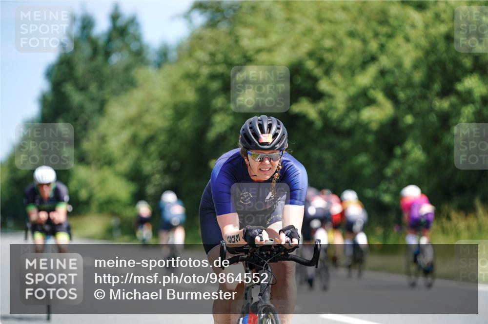 21.06.2026 - Viking Triathlon Michael Burmester http://msf.ph/oto/9864552 21.06.2026 11:49:08 Radfahren 167, 175, 203, 296, 298, 302, 307, 368, 433, 473 meine-sportfotos.de