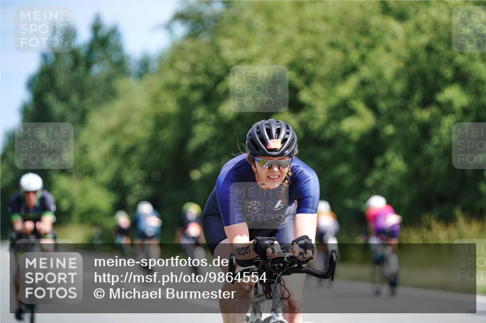 21.06.2026 - Viking Triathlon Michael Burmester http://msf.ph/oto/9864554 21.06.2026 11:49:08 Radfahren 167, 175, 203, 296, 298, 302, 307, 368, 433, 473 meine-sportfotos.de