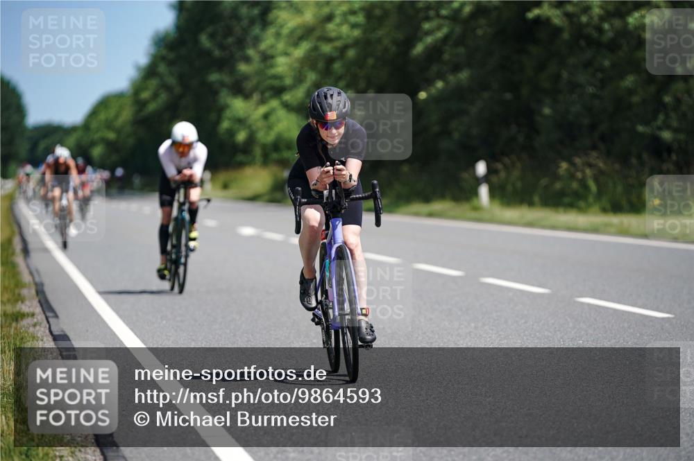 21.06.2026 - Viking Triathlon Michael Burmester http://msf.ph/oto/9864593 21.06.2026 11:49:35 Radfahren 9, 38, 40, 156, 168, 175, 207, 224, 254, 471, 489, 498, 629 meine-sportfotos.de