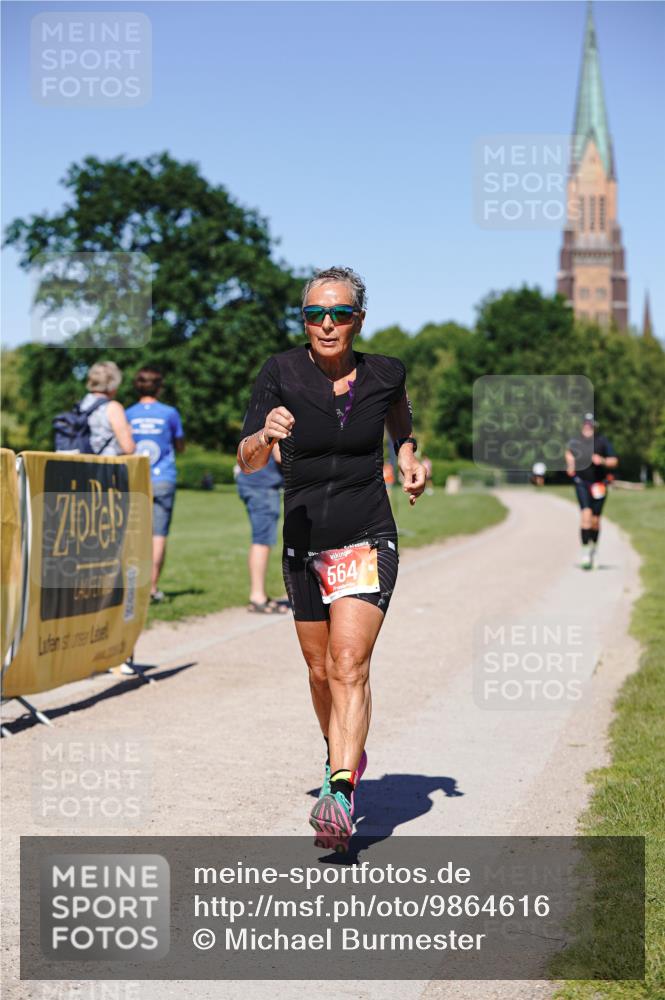 21.06.2026 - Viking Triathlon Michael Burmester http://msf.ph/oto/9864616 21.06.2026 16:46:16 Laufen 182, 564 meine-sportfotos.de