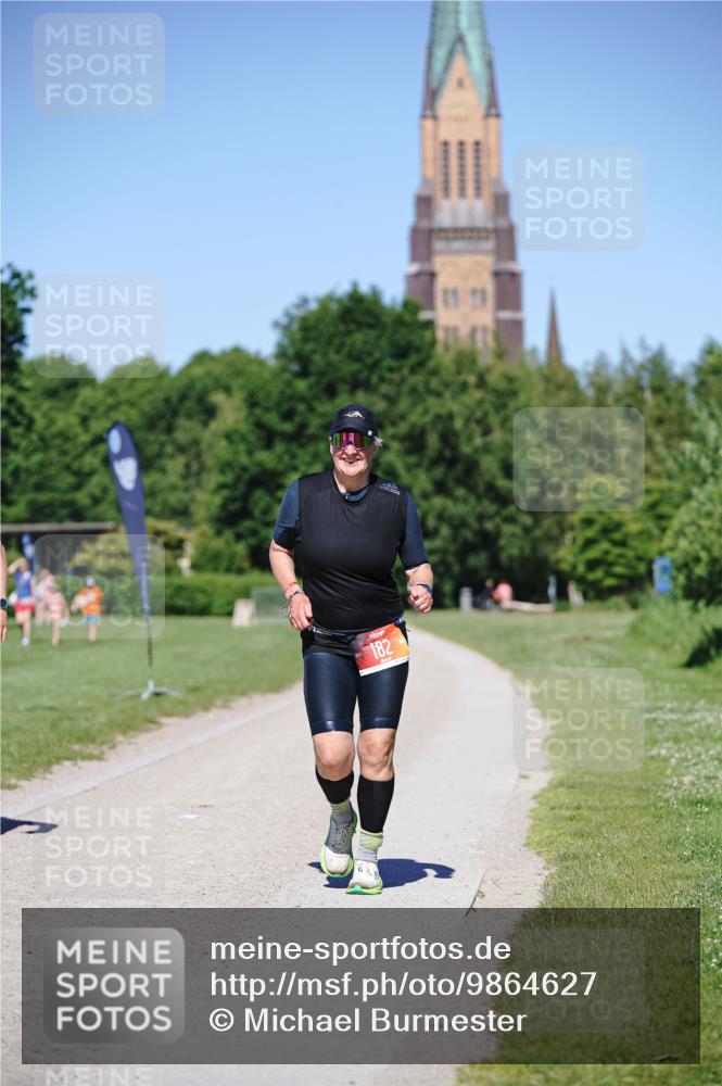 21.06.2026 - Viking Triathlon Michael Burmester http://msf.ph/oto/9864627 21.06.2026 16:46:21 Laufen 182 meine-sportfotos.de