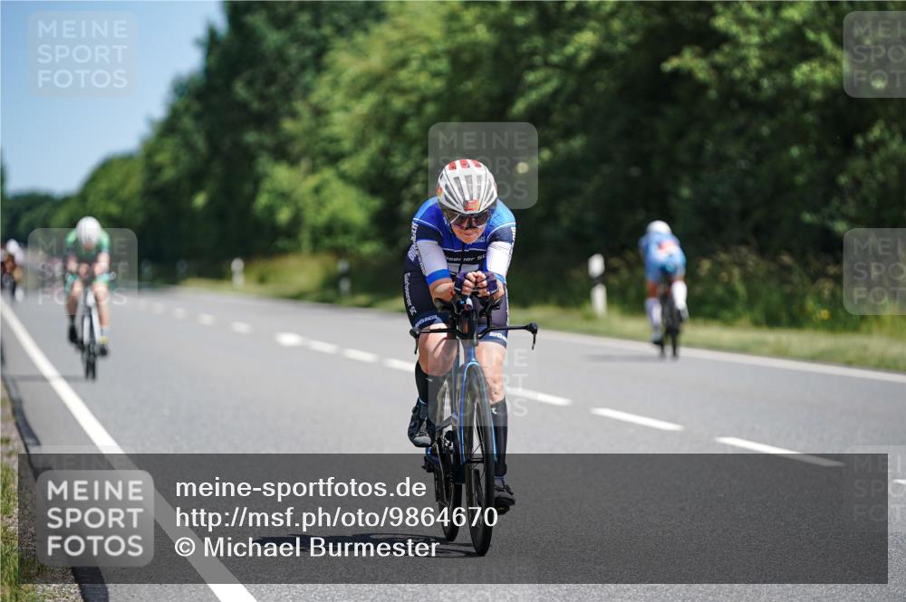 21.06.2026 - Viking Triathlon Michael Burmester http://msf.ph/oto/9864670 21.06.2026 11:49:49 Radfahren 40, 40, 93, 156, 156, 168, 207, 218, 224, 254, 333, 346, 393, 471, 482, 492, 493, 528, 614, 629, 633 meine-sportfotos.de