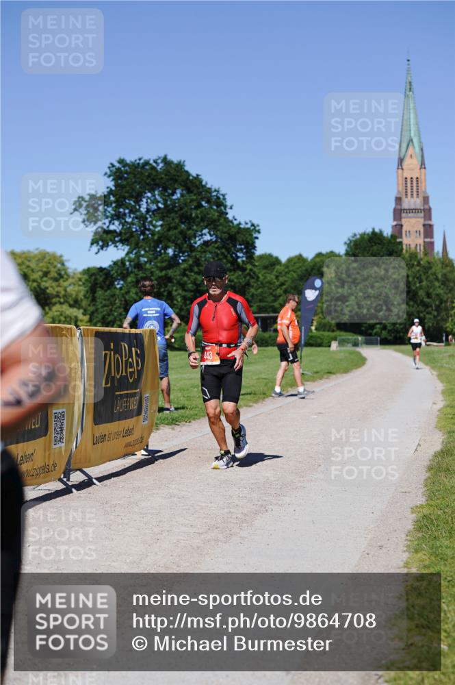 21.06.2026 - Viking Triathlon Michael Burmester http://msf.ph/oto/9864708 21.06.2026 16:48:07 Laufen 347, 443 meine-sportfotos.de