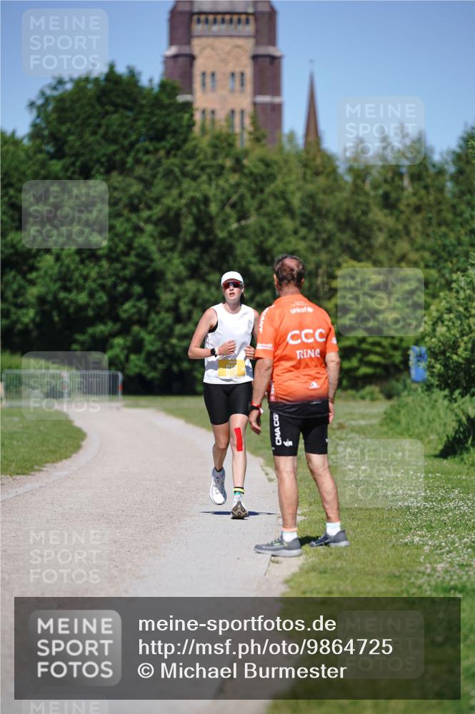 21.06.2026 - Viking Triathlon Michael Burmester http://msf.ph/oto/9864725 21.06.2026 16:48:15 Laufen 618 meine-sportfotos.de