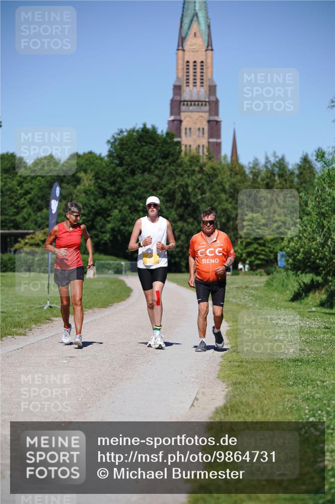 21.06.2026 - Viking Triathlon Michael Burmester http://msf.ph/oto/9864731 21.06.2026 16:48:18 Laufen 618 meine-sportfotos.de
