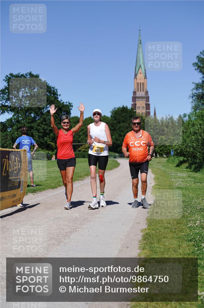 21.06.2026 - Viking Triathlon Michael Burmester http://msf.ph/oto/9864750 21.06.2026 16:48:22 Laufen 618 meine-sportfotos.de
