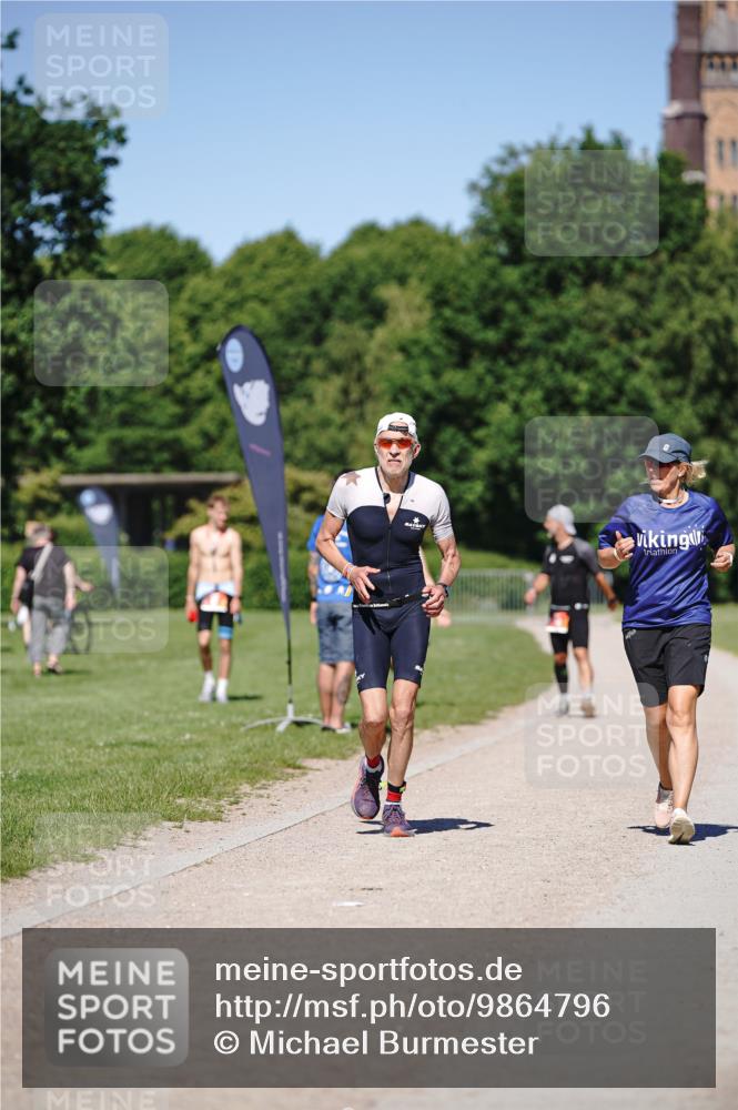 21.06.2026 - Viking Triathlon Michael Burmester http://msf.ph/oto/9864796 21.06.2026 16:49:11 Laufen 133 meine-sportfotos.de