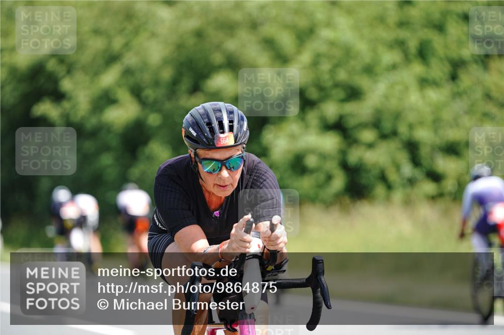 21.06.2026 - Viking Triathlon Michael Burmester http://msf.ph/oto/9864875 21.06.2026 11:51:10 Radfahren 22, 69, 85, 106, 153, 193, 274, 403, 413, 497, 502, 521, 564, 590, 647 meine-sportfotos.de