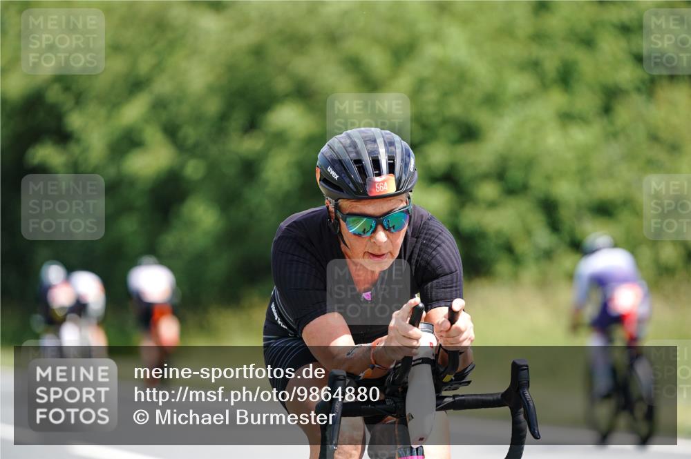 21.06.2026 - Viking Triathlon Michael Burmester http://msf.ph/oto/9864880 21.06.2026 11:51:11 Radfahren 22, 69, 85, 106, 153, 193, 274, 403, 413, 479, 497, 502, 521, 564, 590, 647 meine-sportfotos.de