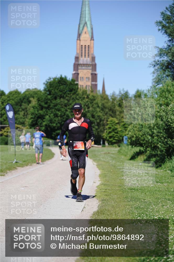 21.06.2026 - Viking Triathlon Michael Burmester http://msf.ph/oto/9864892 21.06.2026 16:49:35 Laufen 154, 375 meine-sportfotos.de
