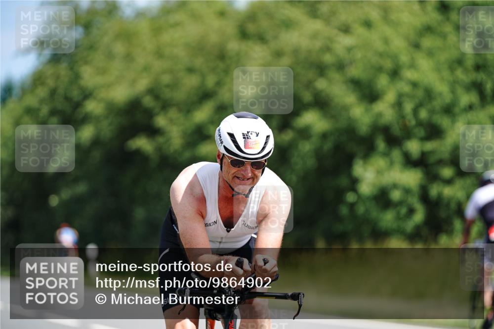 21.06.2026 - Viking Triathlon Michael Burmester http://msf.ph/oto/9864902 21.06.2026 11:51:37 Radfahren 22, 69, 248, 325, 377, 389, 403, 415, 461, 479, 497, 511, 566, 626, 656 meine-sportfotos.de