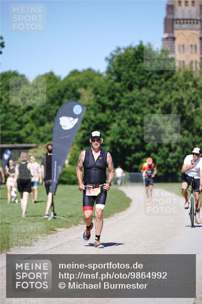 21.06.2026 - Viking Triathlon Michael Burmester http://msf.ph/oto/9864992 21.06.2026 16:52:21 Laufen 473 meine-sportfotos.de