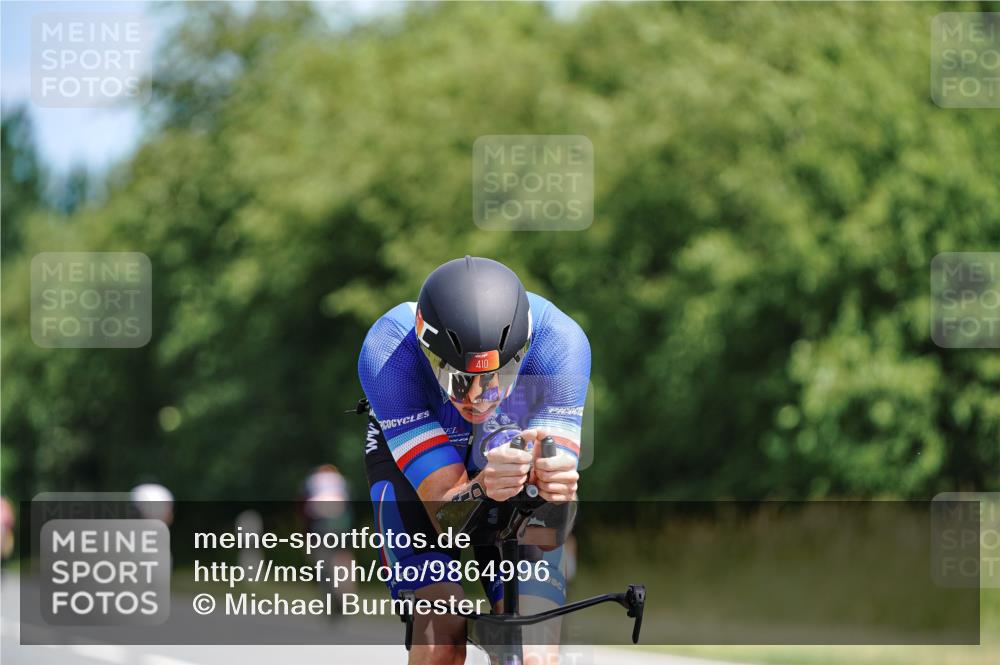 21.06.2026 - Viking Triathlon Michael Burmester http://msf.ph/oto/9864996 21.06.2026 11:52:16 Radfahren 77, 80, 141, 410, 516, 520, 550, 636, 660 meine-sportfotos.de