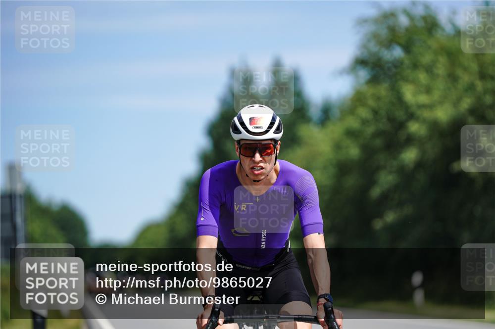 21.06.2026 - Viking Triathlon Michael Burmester http://msf.ph/oto/9865027 21.06.2026 11:52:39 Radfahren 27, 104, 109, 117, 135, 145, 180, 184, 233, 446, 452, 496, 500, 515, 516 meine-sportfotos.de