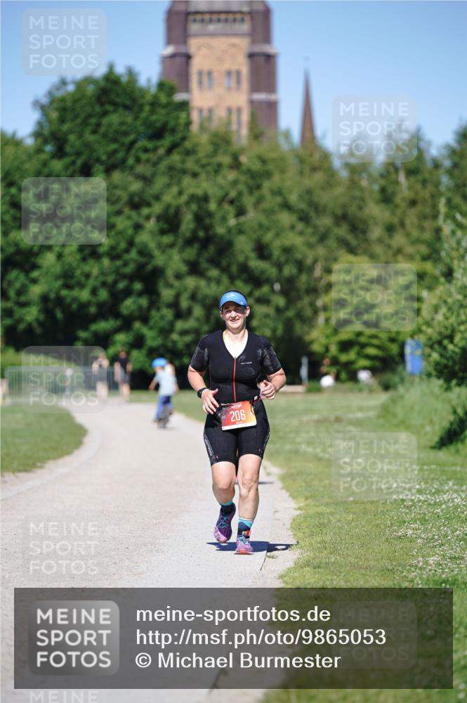 21.06.2026 - Viking Triathlon Michael Burmester http://msf.ph/oto/9865053 21.06.2026 16:53:33 Laufen 206 meine-sportfotos.de
