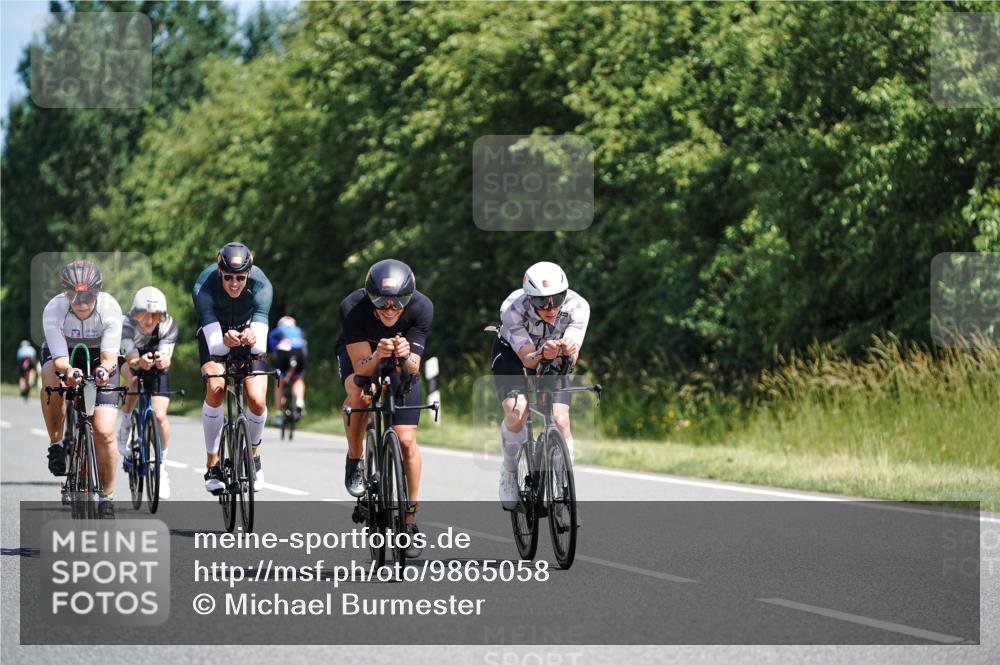 21.06.2026 - Viking Triathlon Michael Burmester http://msf.ph/oto/9865058 21.06.2026 11:52:55 Radfahren 104, 109, 135, 145, 160, 178, 180, 202, 383, 446, 452, 452, 496, 500, 515, 603, 610 meine-sportfotos.de