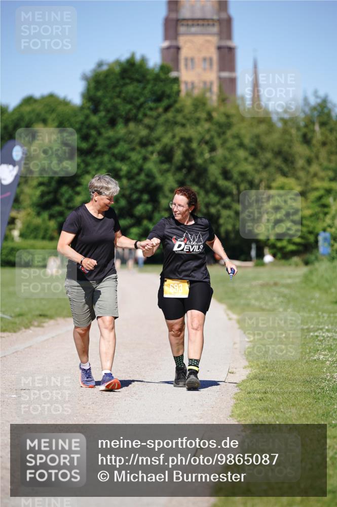21.06.2026 - Viking Triathlon Michael Burmester http://msf.ph/oto/9865087 21.06.2026 16:53:41 Laufen 206, 603 meine-sportfotos.de
