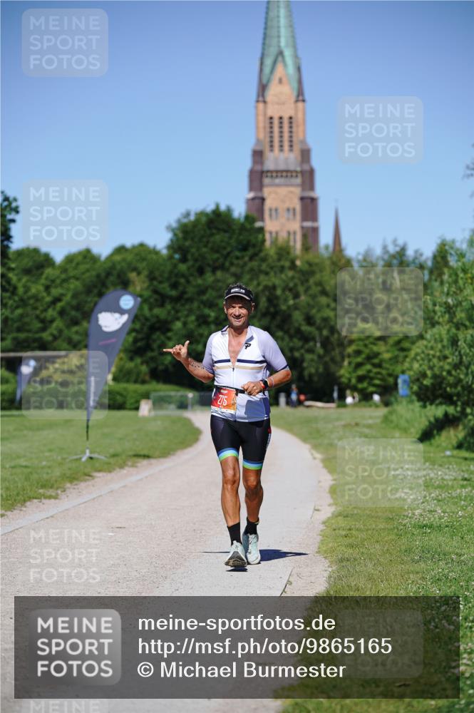 21.06.2026 - Viking Triathlon Michael Burmester http://msf.ph/oto/9865165 21.06.2026 16:54:34 Laufen 275 meine-sportfotos.de