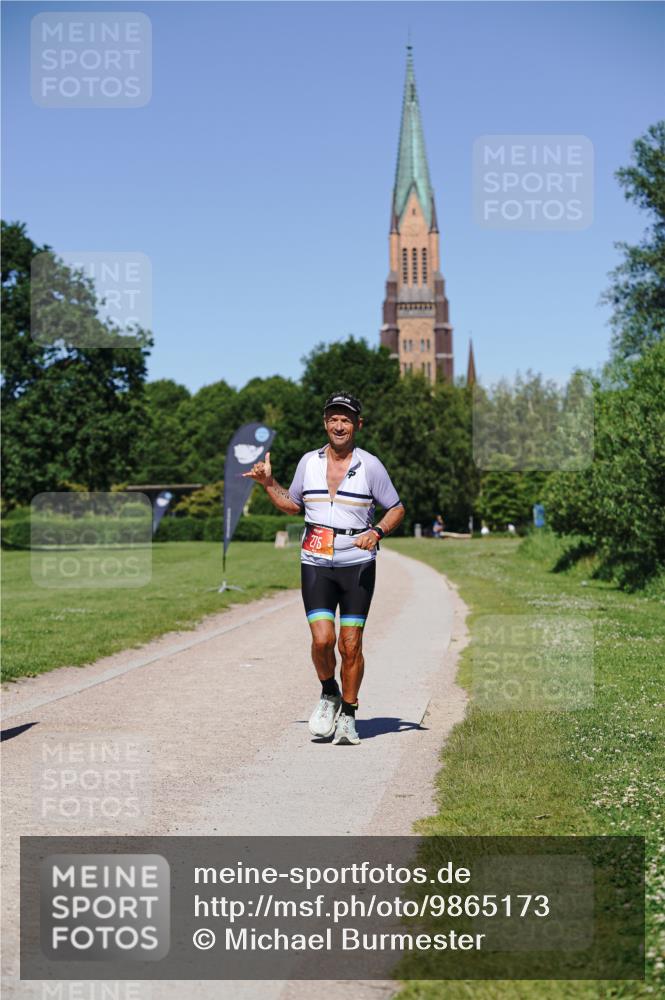 21.06.2026 - Viking Triathlon Michael Burmester http://msf.ph/oto/9865173 21.06.2026 16:54:35 Laufen 275 meine-sportfotos.de