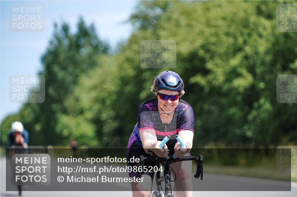 21.06.2026 - Viking Triathlon Michael Burmester http://msf.ph/oto/9865204 21.06.2026 11:54:00 Radfahren 62, 62, 143, 209, 217, 231, 347, 354, 363, 398, 424, 448, 454, 458, 579, 662 meine-sportfotos.de
