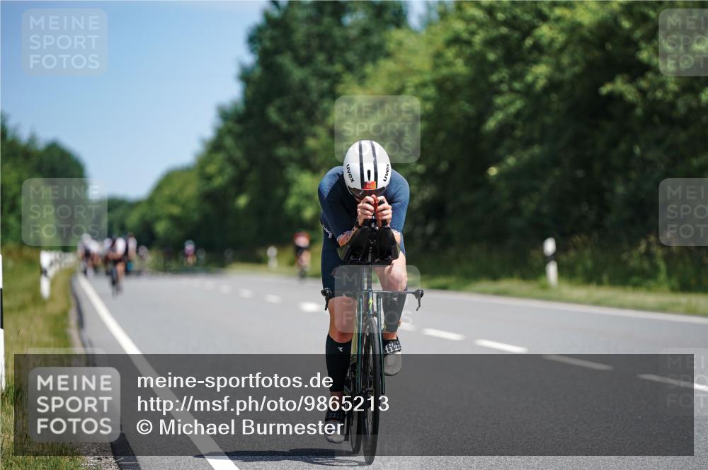 21.06.2026 - Viking Triathlon Michael Burmester http://msf.ph/oto/9865213 21.06.2026 11:54:02 Radfahren 62, 62, 143, 209, 217, 231, 347, 354, 363, 398, 424, 448, 454, 458, 579, 662 meine-sportfotos.de