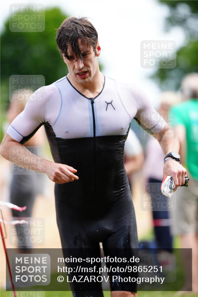 21.06.2026 - 29. Vierlanden-Triathlon LAZAROV Photography http://msf.ph/oto/9865251 21.06.2026 12:58:49 Schwimmen 1027, 1035, 1044, 1059, 1066 meine-sportfotos.de